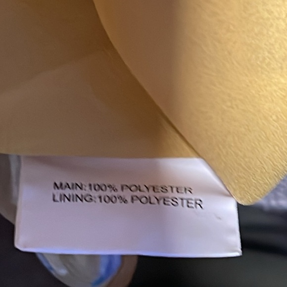 We Are Kindred Mabel Off Shoulder Top floral - Picture 10 of 10